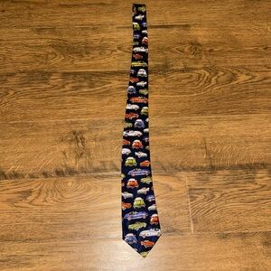 Classic car neck tie
